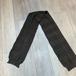 Dark Gray Fossil knit light winter‎ and fall scarf
